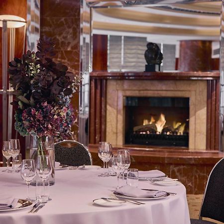 Hotel Park Hyatt Melbourne Exteriér fotografie The fireplace in the restaurant