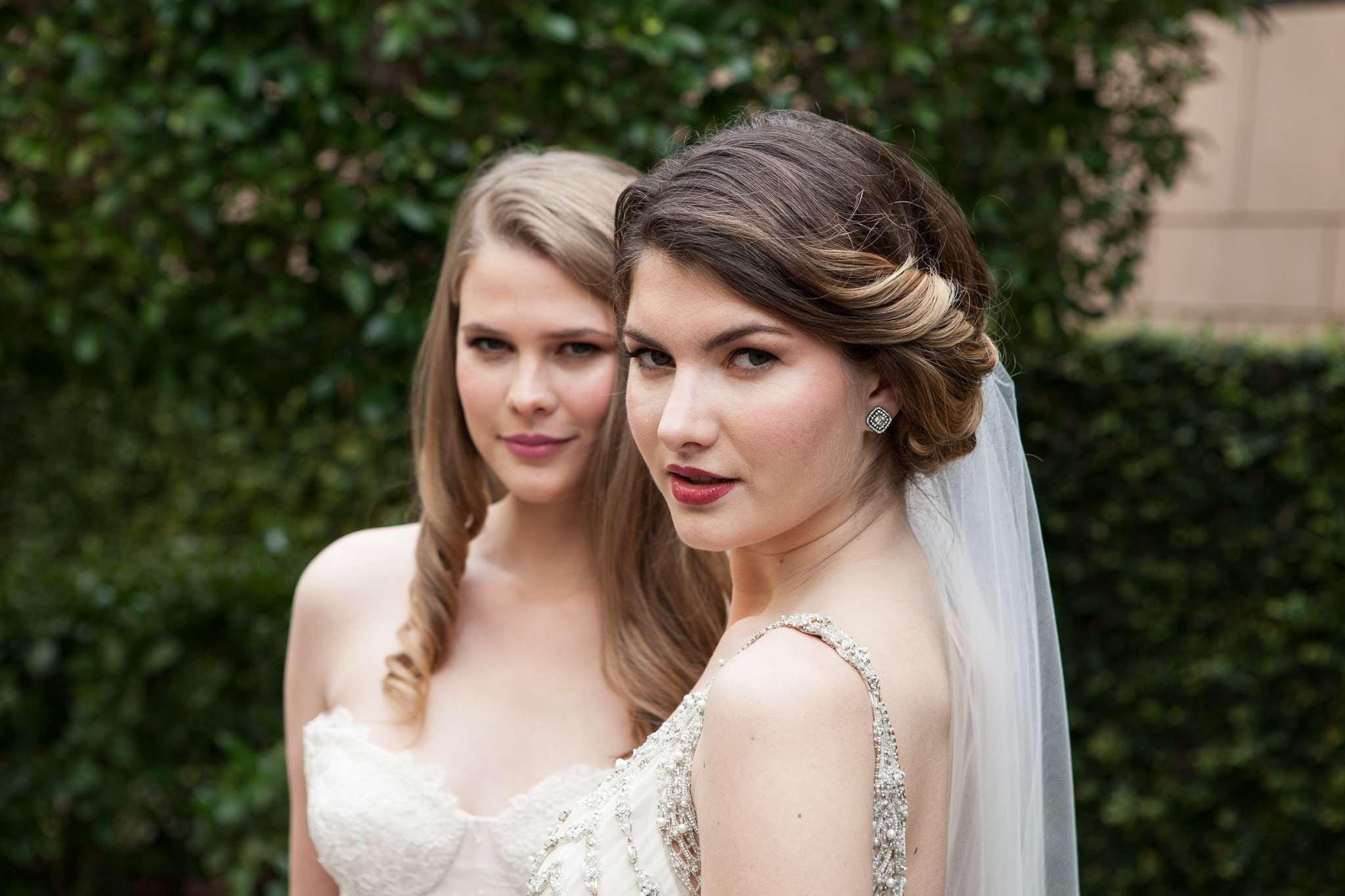 Hotel Park Hyatt Melbourne Exteriér fotografie Two brides at a lesbian wedding